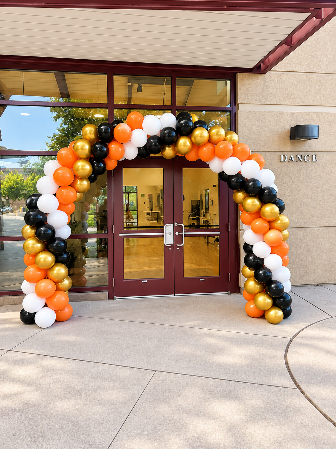 Classic Balloon Arch – Custom Installation